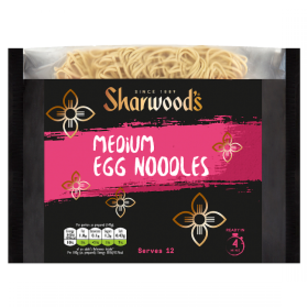 Sharwoods Medium Egg Noodles 680g